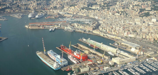 File source: http://commons.wikimedia.org/wiki/File:Aerial_view_-_Harbour_of_Genoa,_Italy_-_DSC01156.JPG